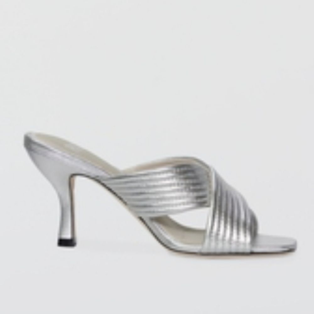 Paige Leigh Low Heel Leather Sandals Silver Size 8